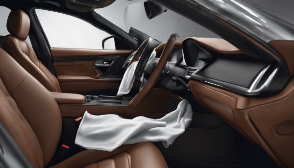 Comment résoudre les problèmes d’entretien cuir voiture rapidement